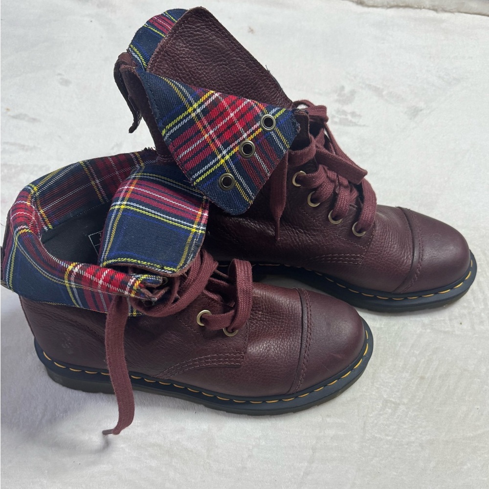 Dr Martens Aimilita Women’s Grizzly boots in Cherry Red- NWT